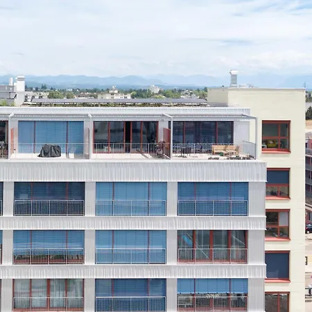 Appartamento Modern With Balcony View & Workspace *